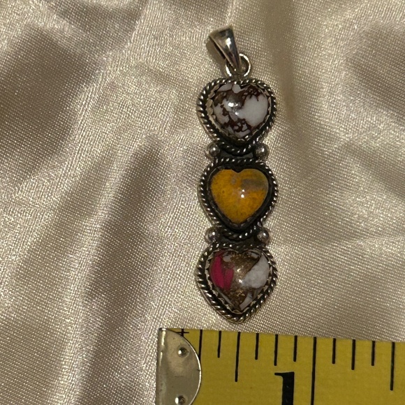 Unique Triple Heart SS Wild Horse, Bumblebee, and Cotton Candy Pendant - Picture 5 of 5